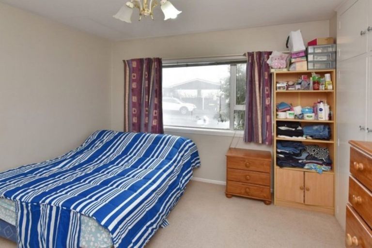 Photo of property in 14 Johns Road, Rangiora, 7400
