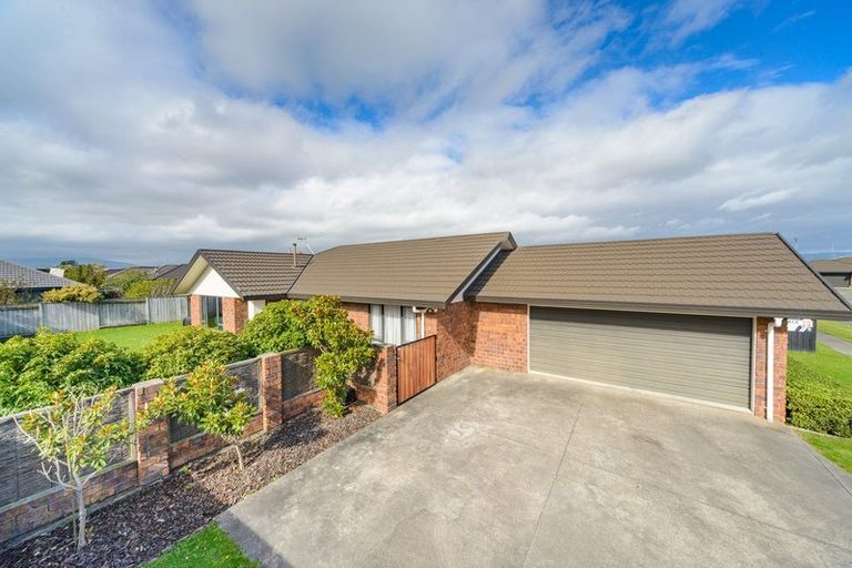 Photo of property in 37 Branigan Parade, Kelvin Grove, Palmerston North, 4414