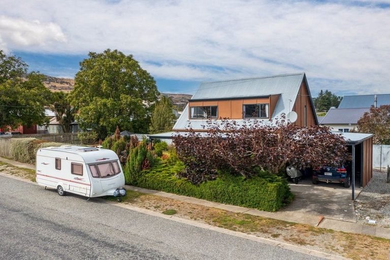 Photo of property in 12 Hawick Street, Roxburgh, 9500