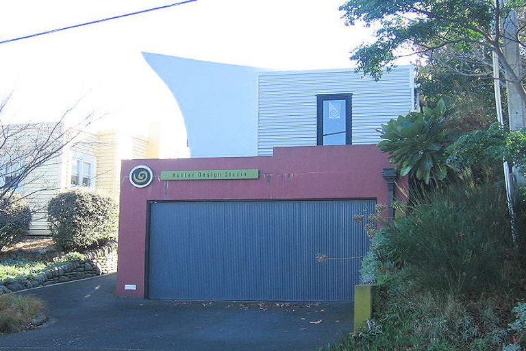 Photo of property in 21 Percival Road, Paraparaumu Beach, Paraparaumu, 5032