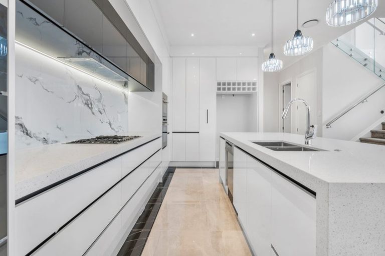 Photo of property in 76 Symes Drive, Red Beach, 0932