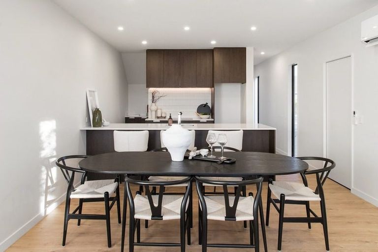 Photo of property in 3/27 Division Street, Riccarton, Christchurch, 8041