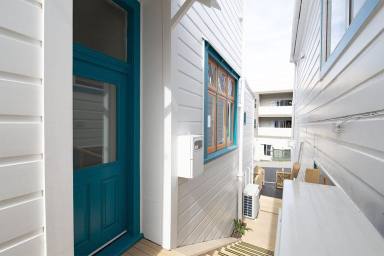 Photo of property in 15 Hanson Street, Mount Cook, Wellington, 6021