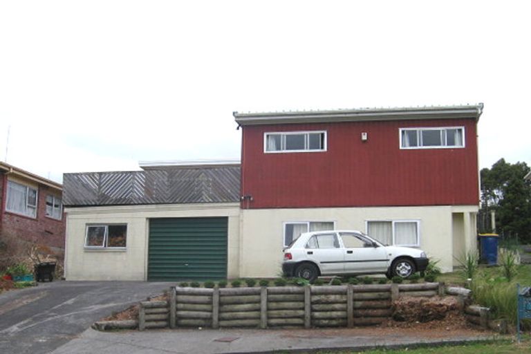 Photo of property in 21 Valley View Road, Glenfield, Auckland, 0629