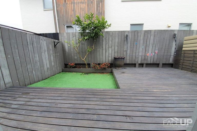 Photo of property in 19b Meteor Road, Hobsonville, Auckland, 0616