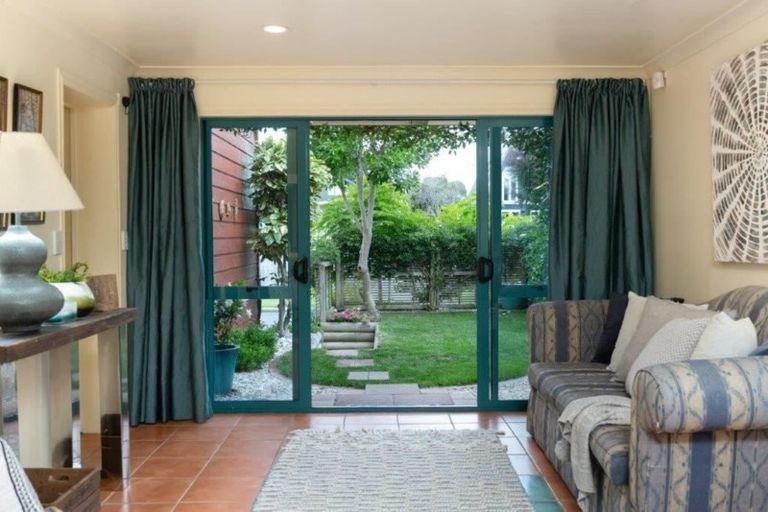 Photo of property in 99a Simpson Road, Papamoa Beach, Papamoa, 3118