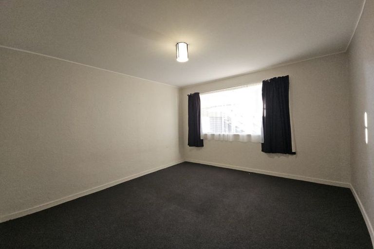 Photo of property in 3/35 Mana Esplanade, Paremata, Porirua, 5026