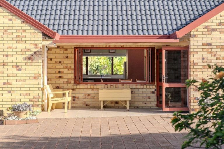 Photo of property in 11 Rangitane Loop Road, Kerikeri, 0294