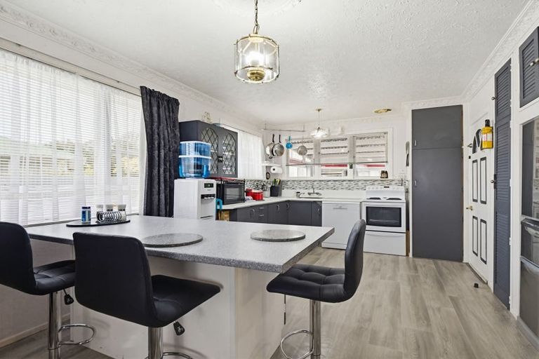 Photo of property in 26 East Road, Shannon, 4821