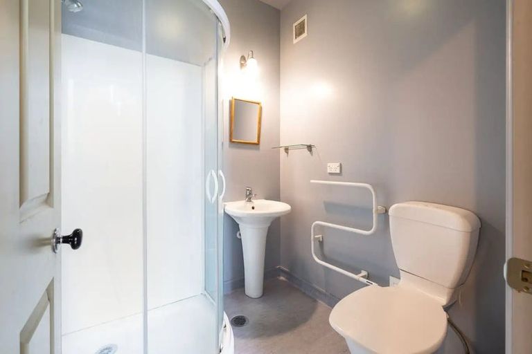 Photo of property in 255 Rattray Street, Dunedin Central, Dunedin, 9016