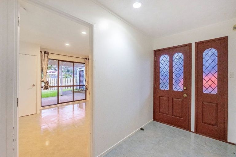 Photo of property in 79 Stapleford Crescent, Browns Bay, Auckland, 0630