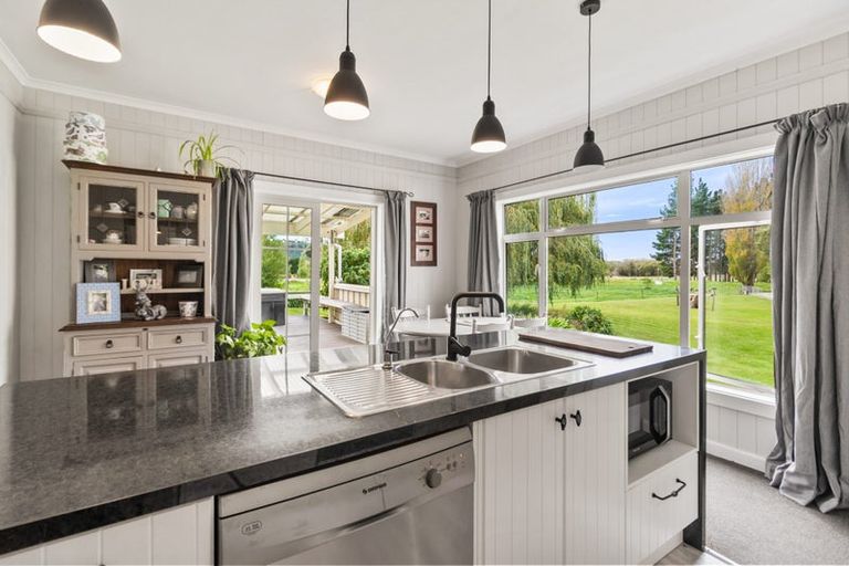 Photo of property in 1215 Pleasant Point-cave Highway, Cave, Pleasant Point, 7983