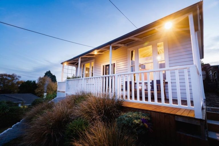 Photo of property in 22 Lawson Street, Roslyn, Dunedin, 9011