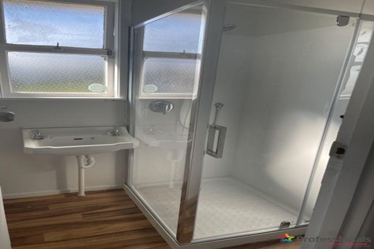Photo of property in 9 Mcdivitt Street, Manurewa, Auckland, 2102
