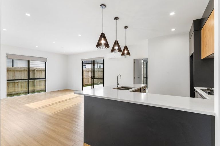 Photo of property in 28 Perkins Street, Papakura, 2110