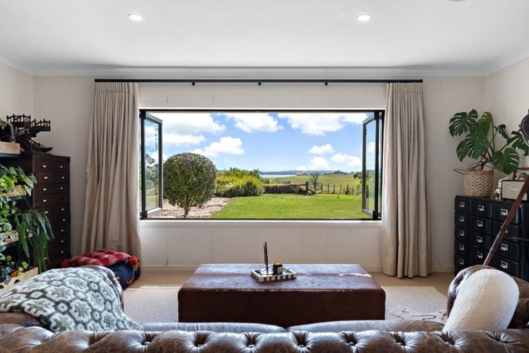 Photo of property in 78 Okura River Road, Okura, Albany, 0792