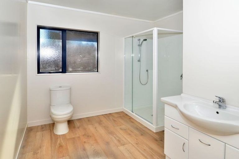 Photo of property in 39 Cyclamen Road, Mangere, Auckland, 2022
