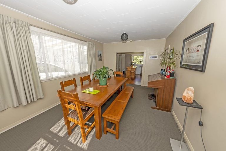 Photo of property in 133 Russell Street, Westport, 7825