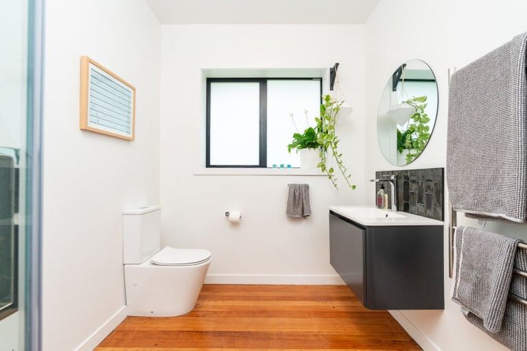 Photo of property in 13 Elphinstone Avenue, Strathmore Park, Wellington, 6022