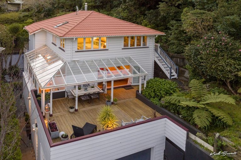 Photo of property in 15 Easdale Street, Kelburn, Wellington, 6012