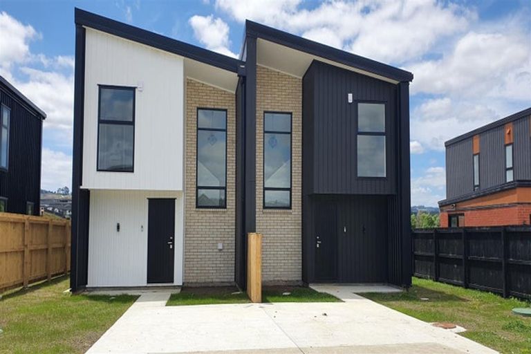 Photo of property in 11 Waikaha Street, Pokeno, 2472