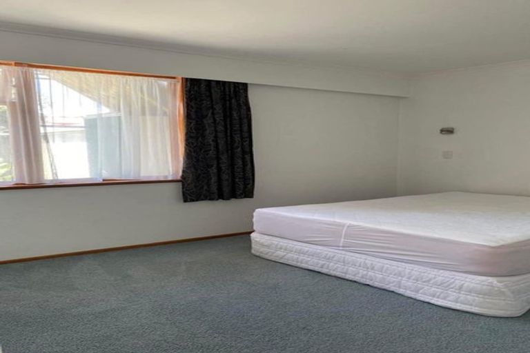 Photo of property in 24 Steyne Avenue, Plimmerton, Porirua, 5026
