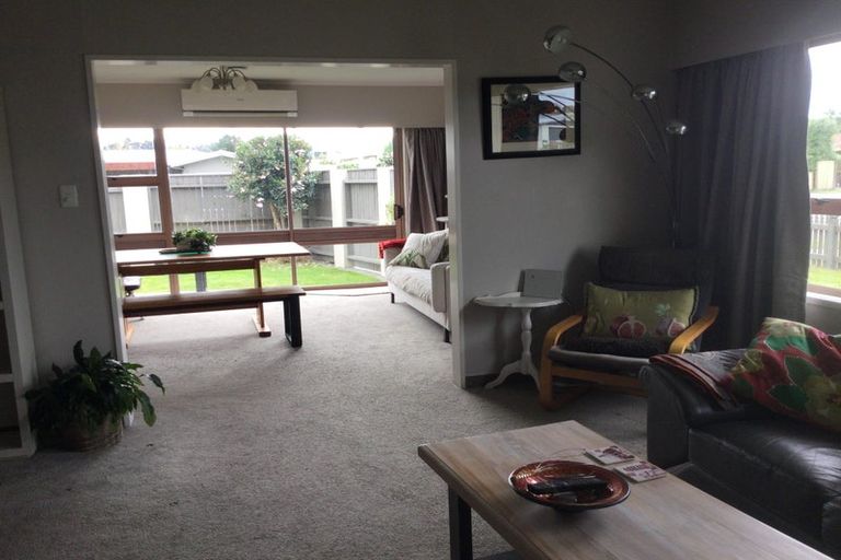 Photo of property in 10 Harpham Street, Taradale, Napier, 4112