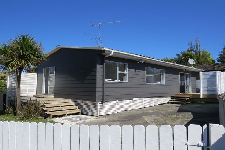 Photo of property in 55 Stottholm Road, Titirangi, Auckland, 0604
