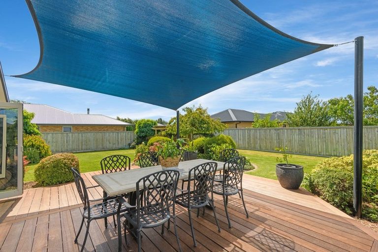 Photo of property in 25 Jozecom Place, Rolleston, 7614