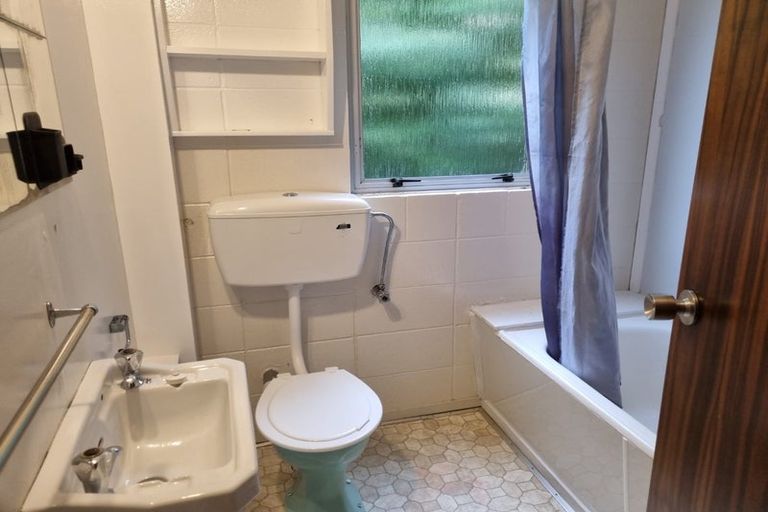 Photo of property in 37 Awatea Street, Ranui, Porirua, 5024