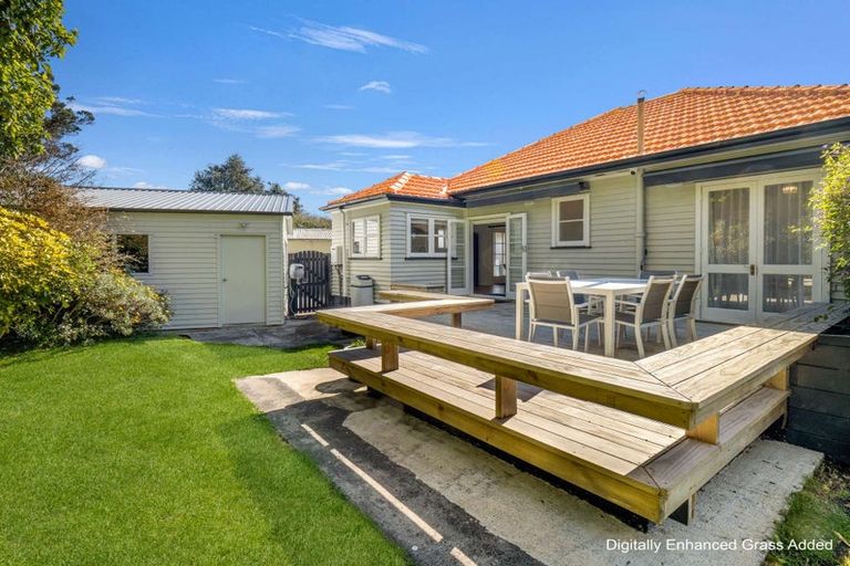 Photo of property in 14 Clapham Place, Whanganui East, Whanganui, 4500