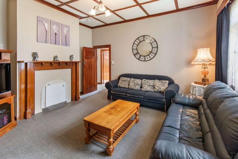 Photo of property in 174 Raeburne Street, Te Awamutu, 3800