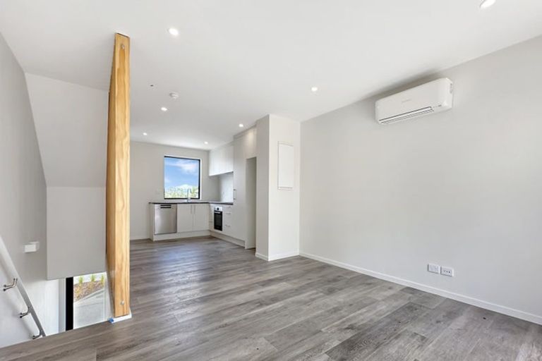 Photo of property in 52 Ara Mara Hua, Henderson, Auckland, 0612