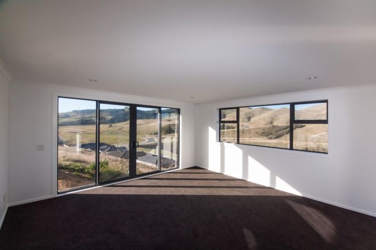 Photo of property in 36 Melksham Drive, Churton Park, Wellington, 6037