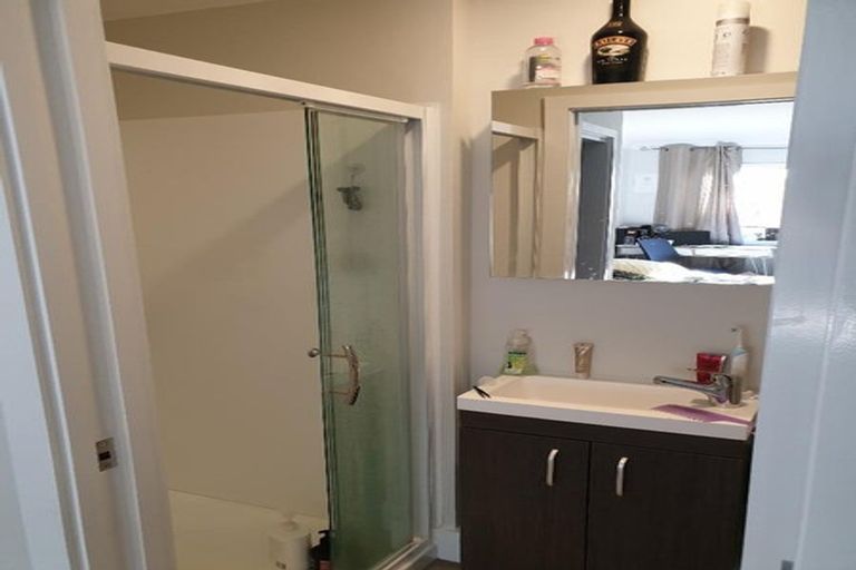 Photo of property in 128u1 Britomart Street, Berhampore, Wellington, 6023