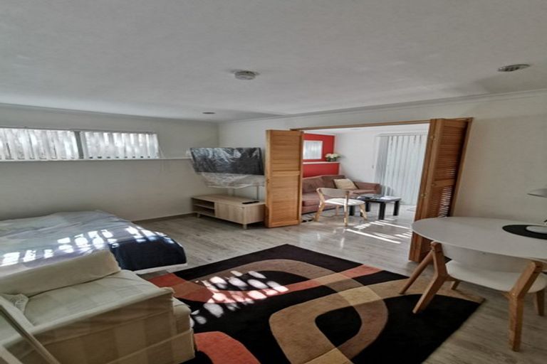 Photo of property in 22 Amherst Place, Albany, Auckland, 0632