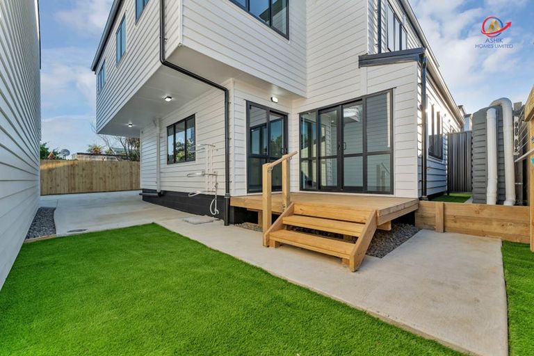 Photo of property in 15 Mckean Avenue, Manurewa, Auckland, 2102