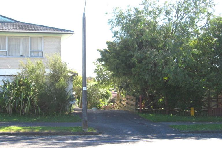 Photo of property in 2/17 Murvale Drive, Bucklands Beach, Auckland, 2014