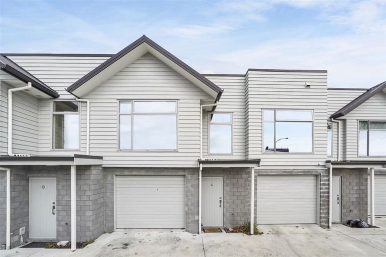 Photo of property in 215u3 Massey Street, Frankton, Hamilton, 3204