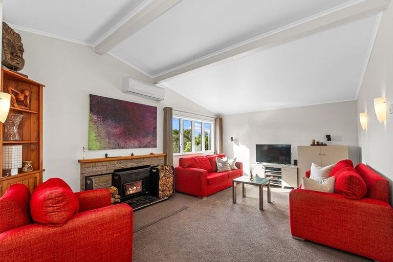 Photo of property in 29 Lyndhurst Road, Te Atatu South, Auckland, 0610