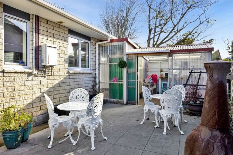 Photo of property in 24b Surrey Street, Hawera, 4610