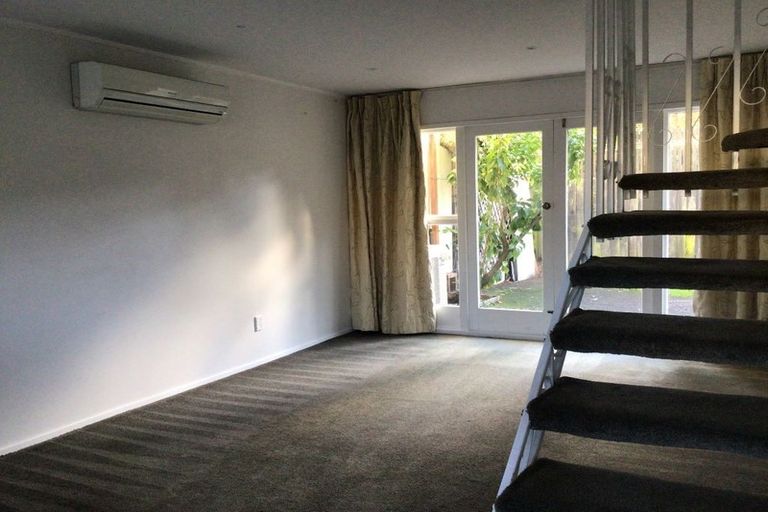 Photo of property in 2/16 Kilmarnock Street, Riccarton, Christchurch, 8011