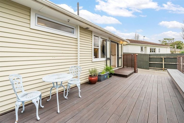 Photo of property in 4 Sharpe Crescent, Wainuiomata, Lower Hutt, 5014