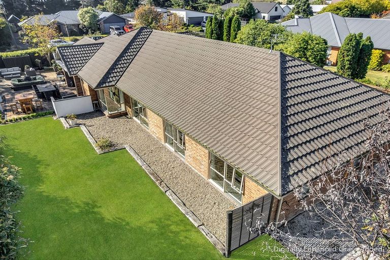 Photo of property in 16 Hemingway Place, Spencerville, Christchurch, 8083