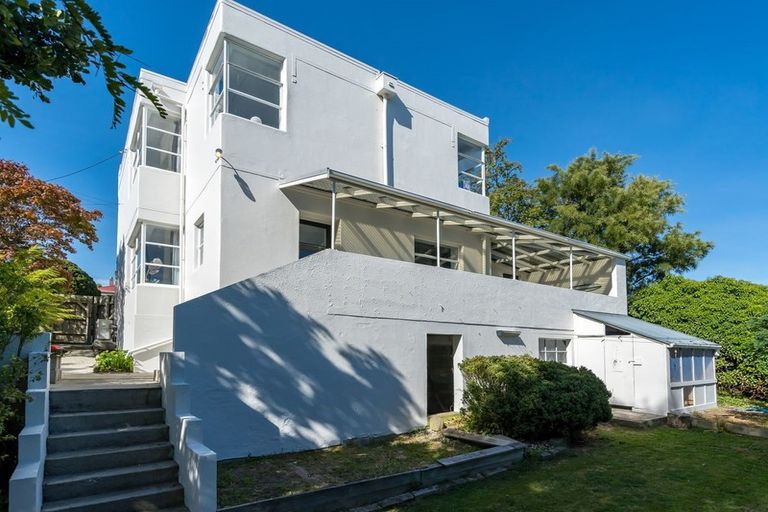 Photo of property in 6 Cossens Street, Balclutha, 9230