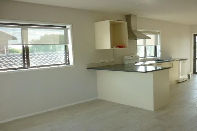 Photo of property in 46 Palmyra Way, Half Moon Bay, Auckland, 2012