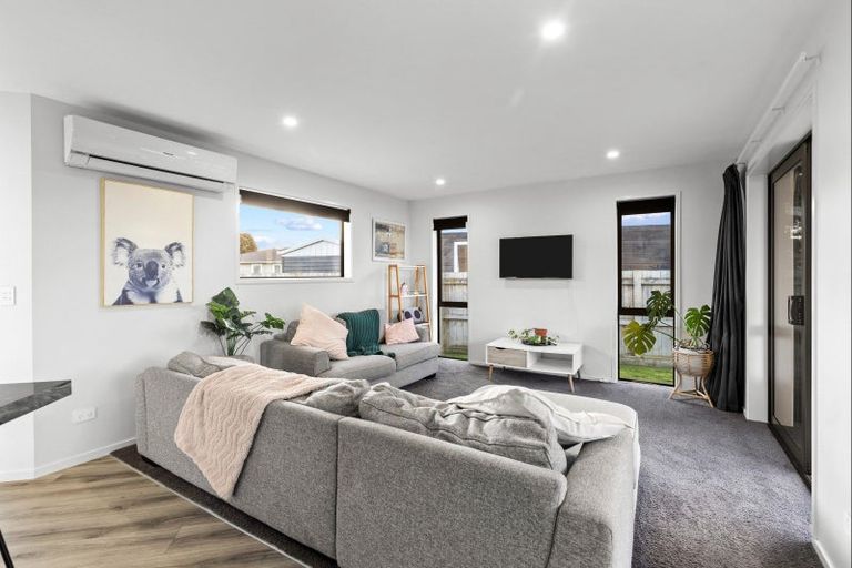 Photo of property in 8a Shetland Place, Westbrook, Palmerston North, 4412