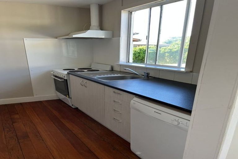 Photo of property in 27 Wharenui Road, Upper Riccarton, Christchurch, 8041