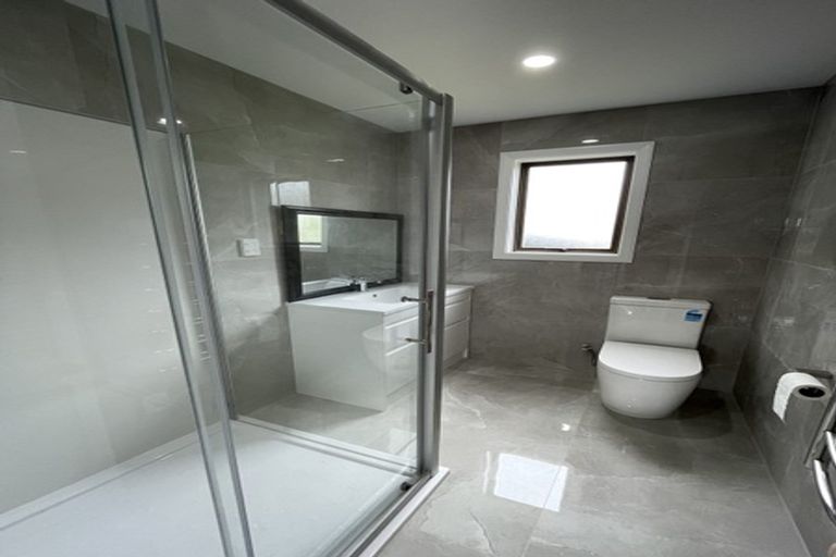 Photo of property in 57 Lynwood Road, New Lynn, Auckland, 0600