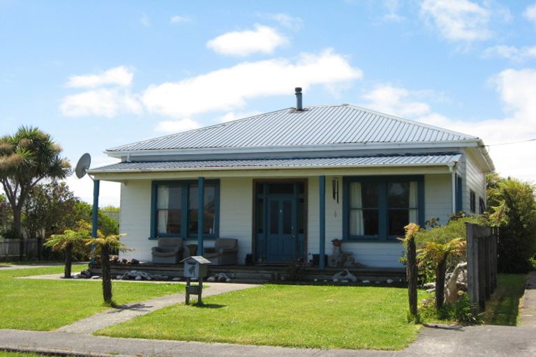 Photo of property in 185 Romilly Street, Westport, 7825